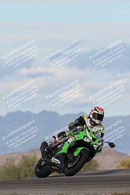 media/Nov-16-2025-Race Pace (Sun) [[8c5fa54630]]/Non Verified Riders (1st 20 Minutes)/7-Turn 9 Entry (210pm)/